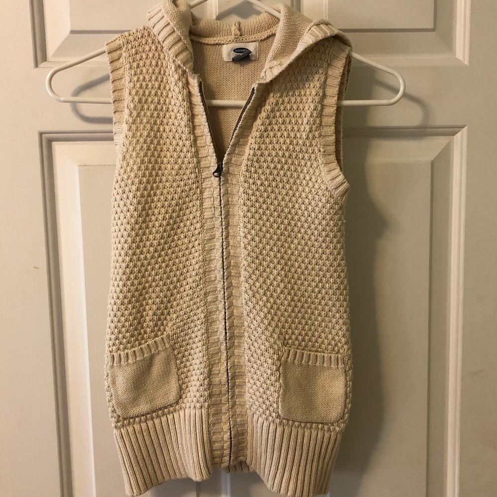 Old Navy 100% girl’s cotton knit vest hoodie, sleeveless, size 8, EUC